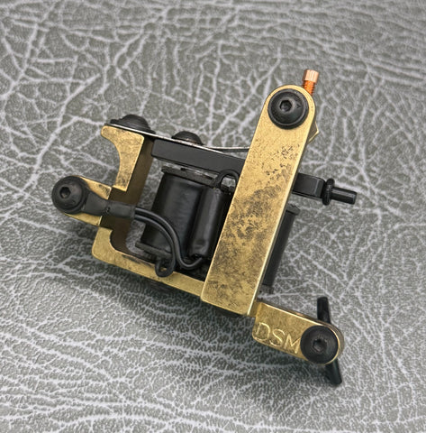 Brass Bulldog Daily Liner
