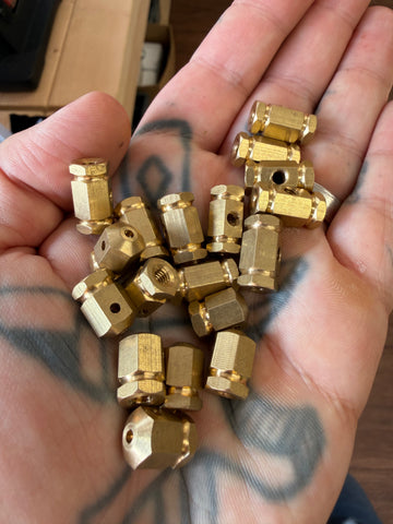 100 x Brass binding post sets